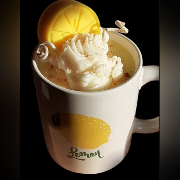 12 oz. Soy Candle Mug in Lemoncello 🍋 - Picture 1 of 6